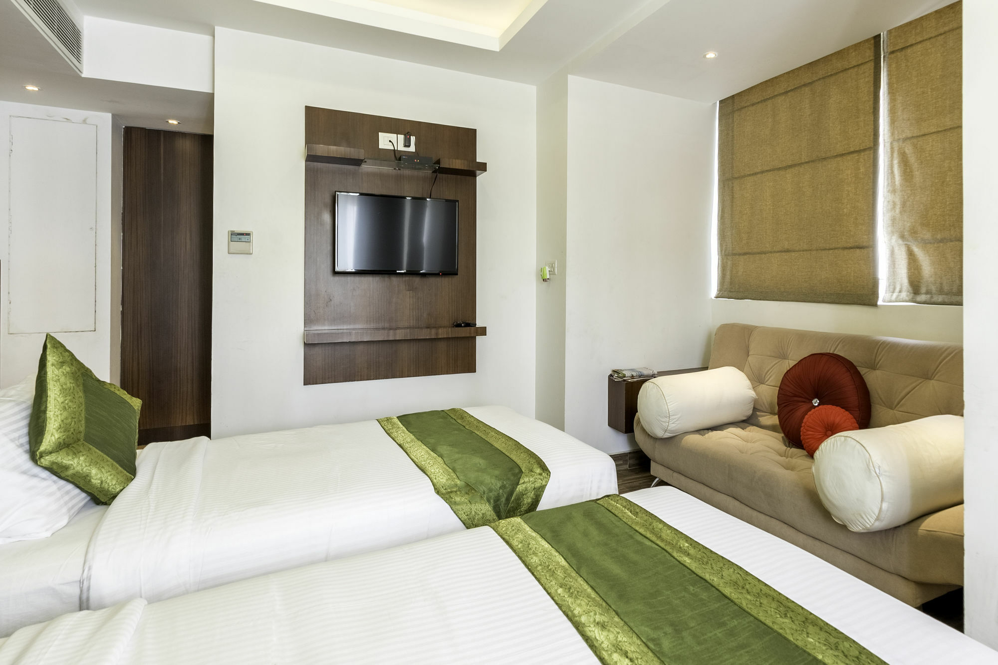 Hotel Treebo Trend J'S Five Two Boutique Chennai Exterior foto